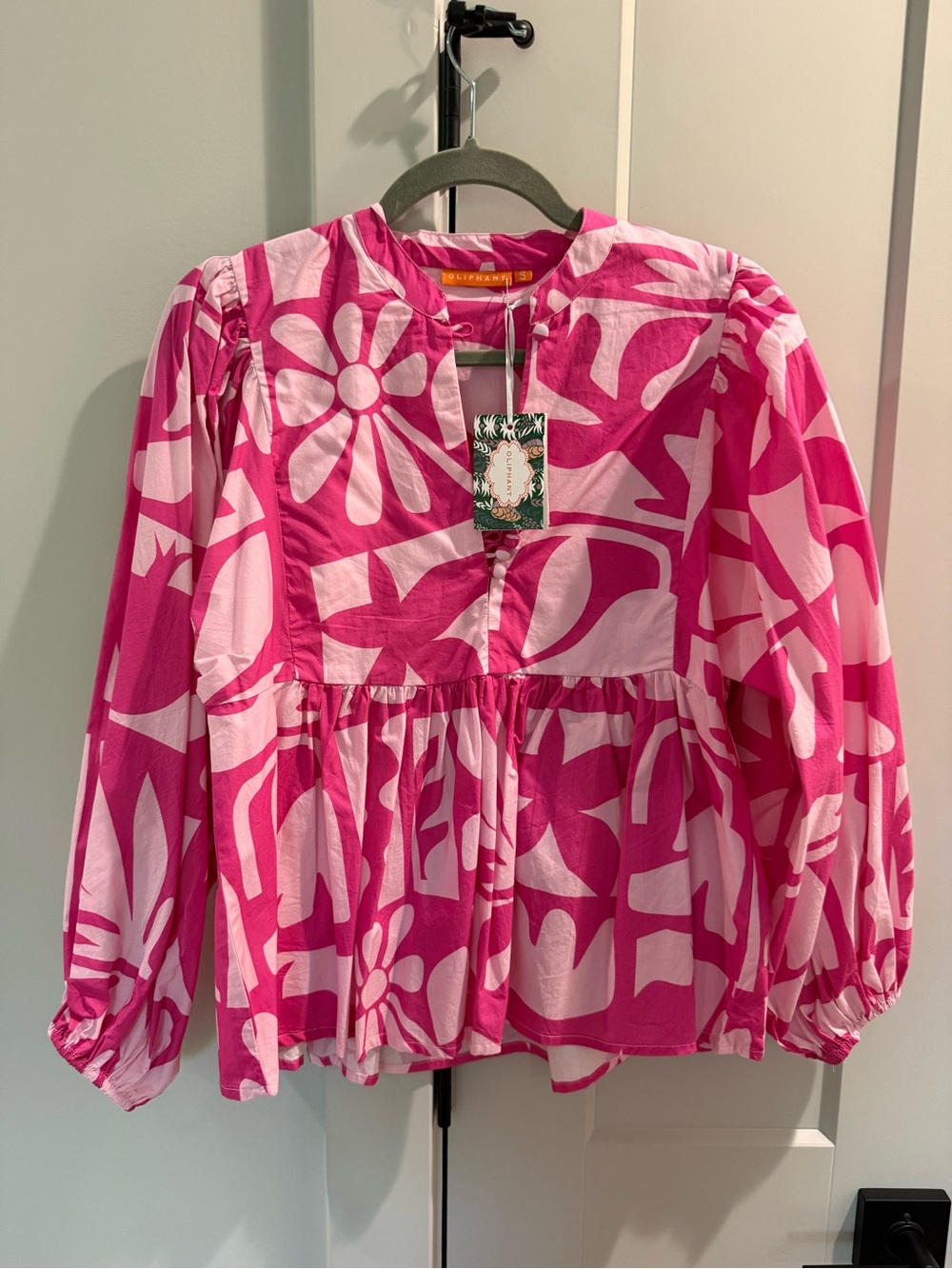 Oliphant Pink Floral Mandarin Balloon Top